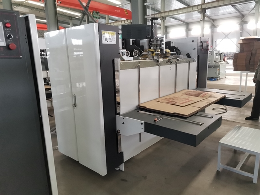 Máy khâu hộp carton sóng 1100mm bán tự động